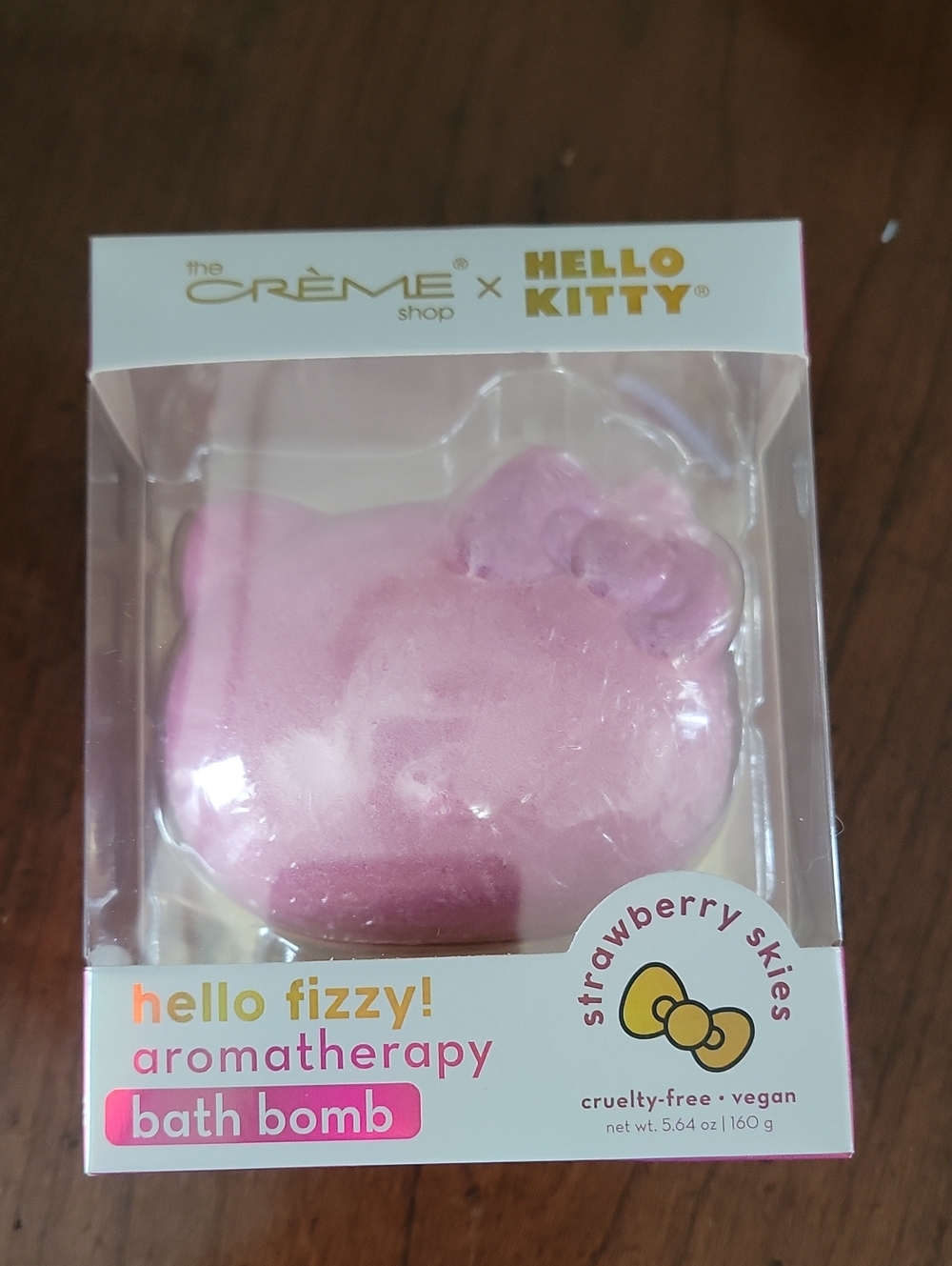 Creme shop hello busy aromatherapy bath bomb strawberry Skies